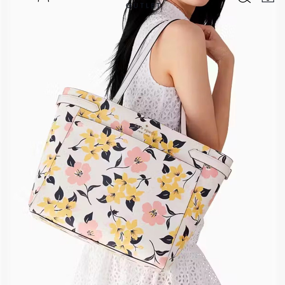 COPY - Kate Spade Lily Bloom tote